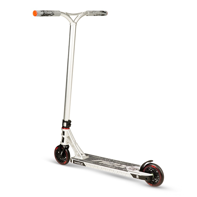 Madd Gear MGX2 E2 Extreme Scooter Reo Silver/Black