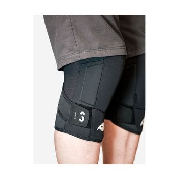 Bluegrass 3Straps Knee Guards Black