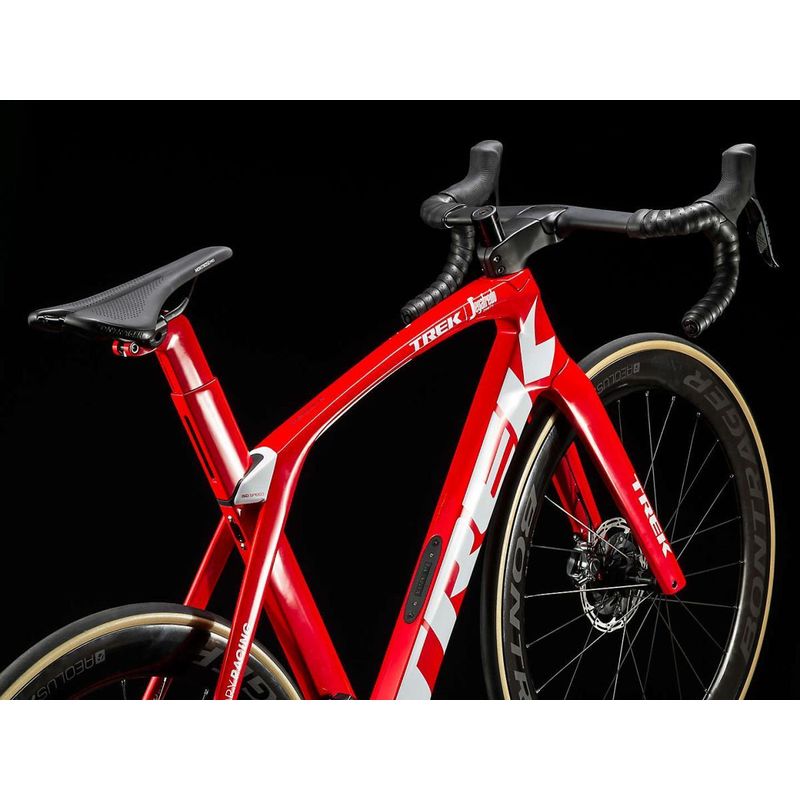 2020 Trek Madone SLR eTap AXS Disc Road Bike Red/White