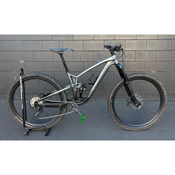 Ex-Demo Trek Fuel EX 8 Gen 6 29 Galactic Grey/Black L