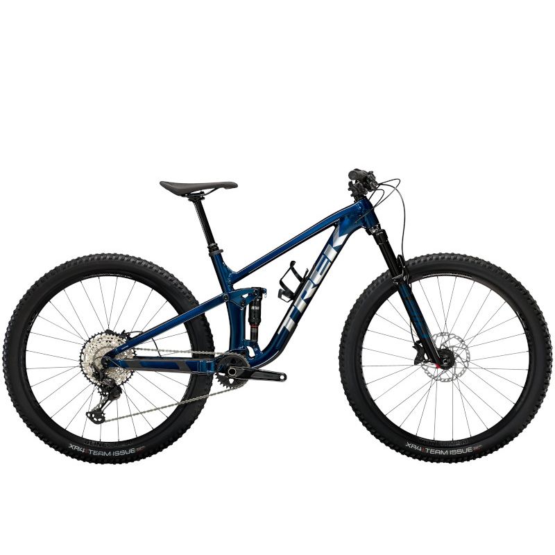 black and blue trek mountain bike
