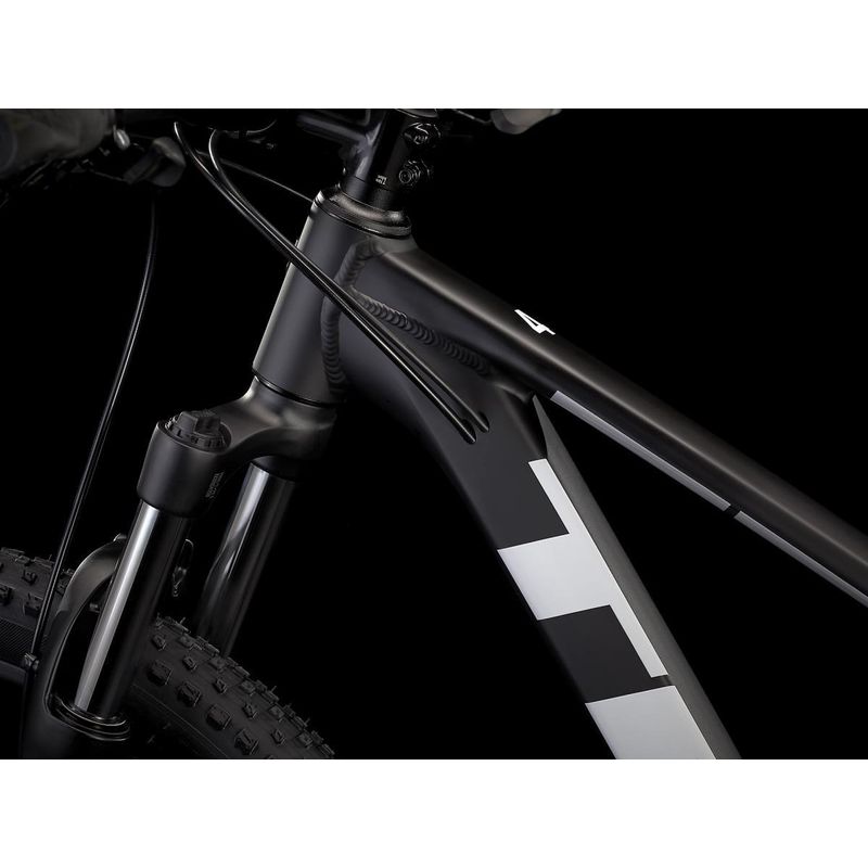 2023 Trek Marlin 4 27 Black