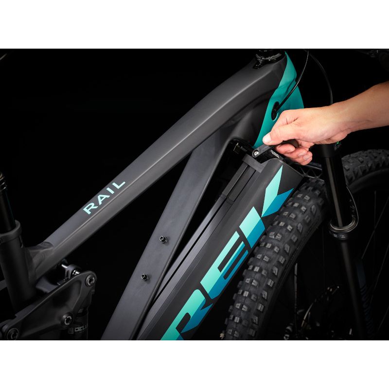 2022 Trek Rail 5 Electric MTB Matte Black/Miami Green