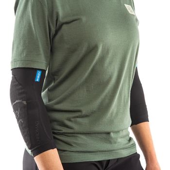 Chromag Shift Elbow Pad Black
